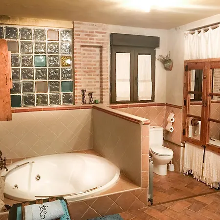 Inma, Segovia ,hoces Del Duraton Y Cerca De Madrid 乡村民宿