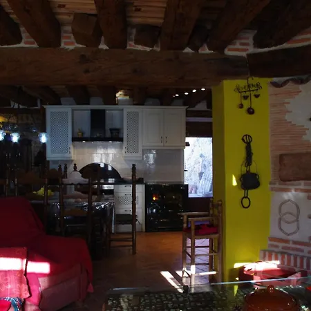 Inma, Segovia ,hoces Del Duraton Y Cerca De Madrid Munoveros