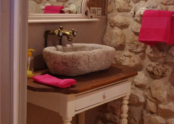 Inma, Segovia ,hoces Del Duraton Y Cerca De Madrid * Munoveros