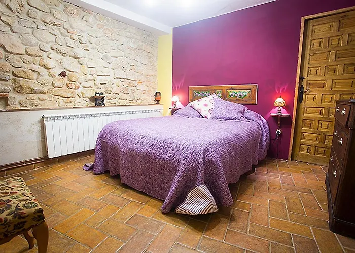 Inma, Segovia ,hoces Del Duraton Y Cerca De Madrid Country house Munoveros