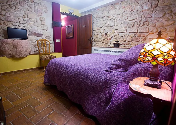Inma, Segovia ,hoces Del Duraton Y Cerca De Madrid * Munoveros